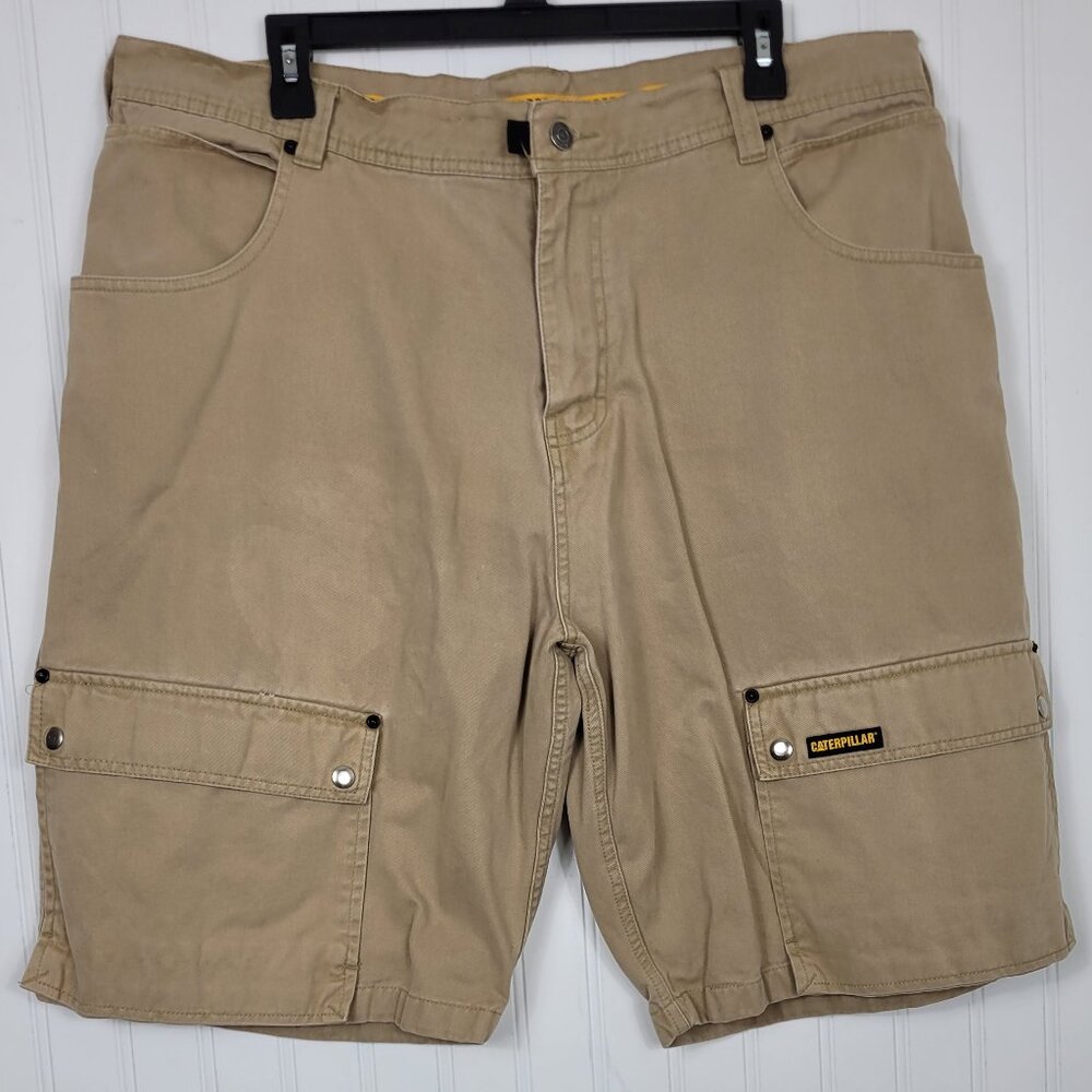 CAT Men's Cargo Shorts,  Tan , 100 Cotton, snap back pockets SZ 38